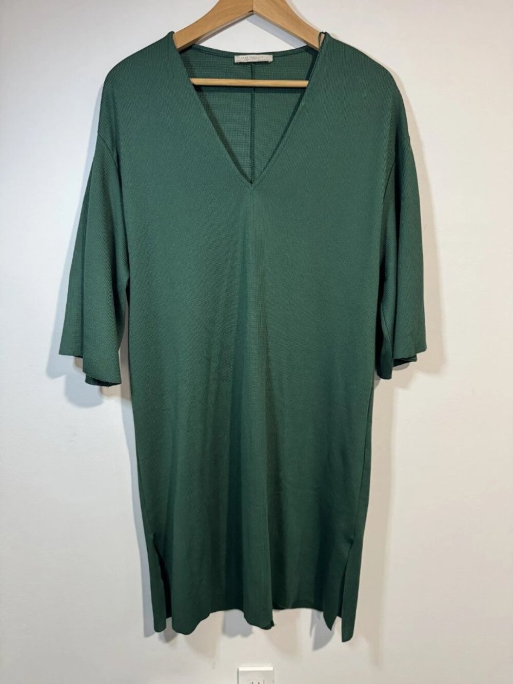 Zara Women's Green V-Neck Relaxed Shift Dress Sz S